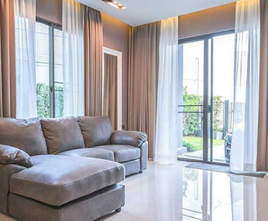 mẫu rèm cửa sang trọng cho chung cư
