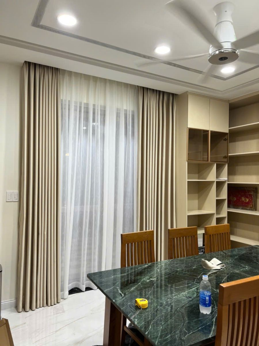 Thiết kế rèm cửa 2 lớp căn hộ Thủ Đức