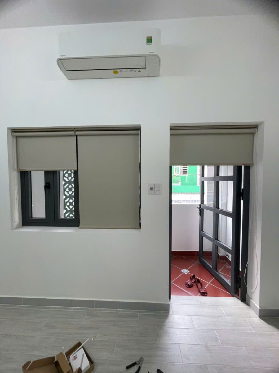Rèm Cuốn Đường Tên lửa