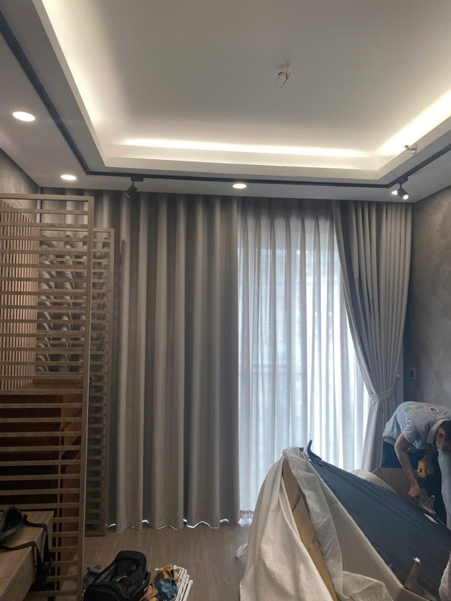 Lắp đặt rèm vải linen tại An Lợi Đông