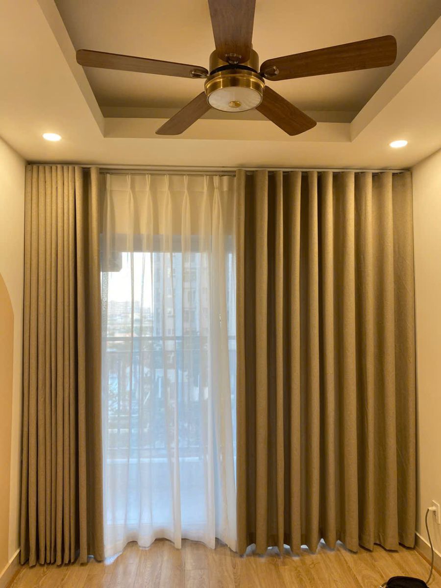 Lắp đặt rèm vải linen tại An Lợi Đông