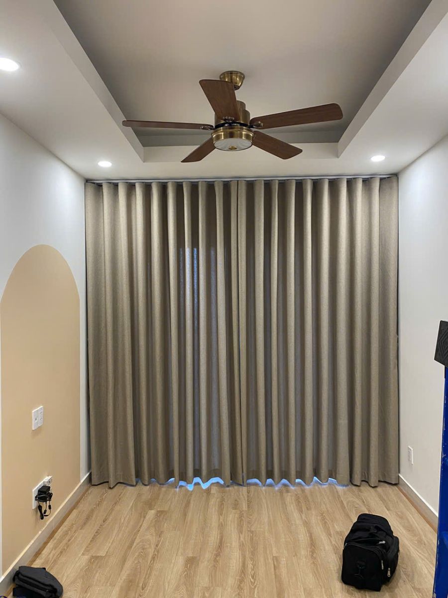 Lắp đặt rèm vải linen tại An Lợi Đông
