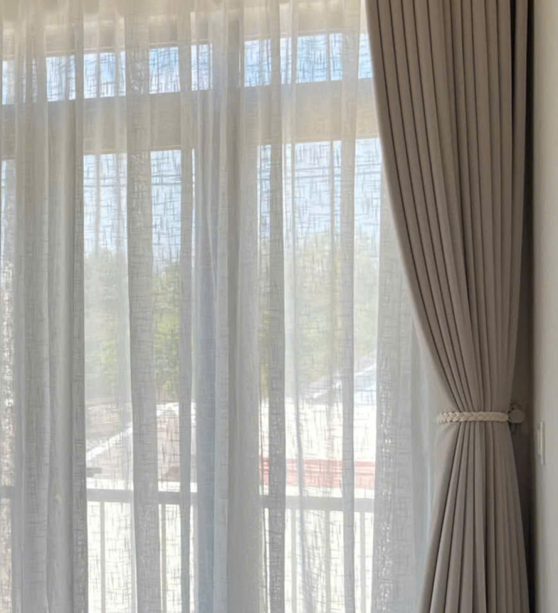 Cách vệ sinh rèm vải 2 lớp voan và vải đúng cách