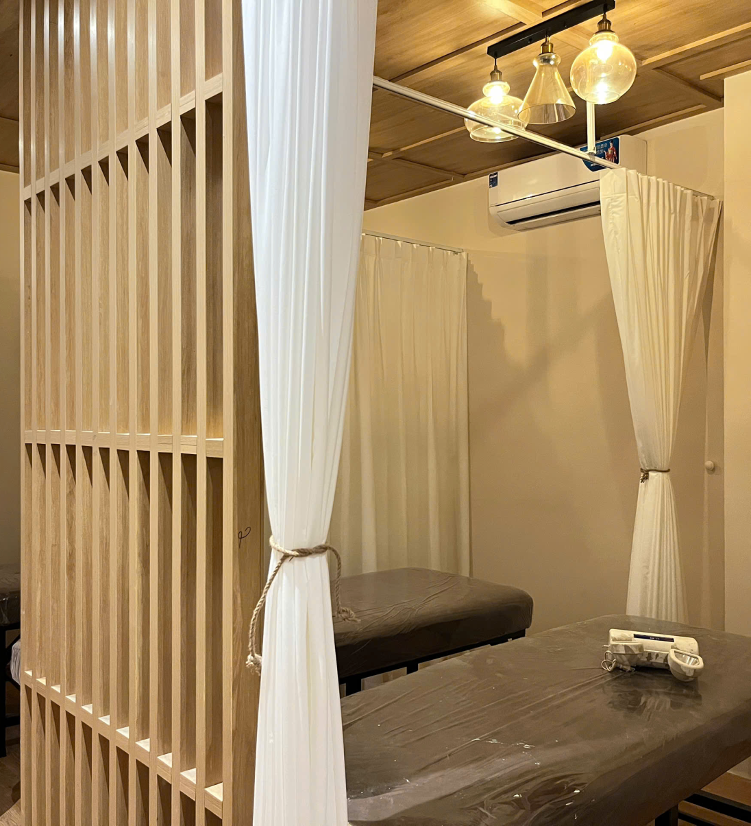 Rèm spa đường lê thị hồng gấm