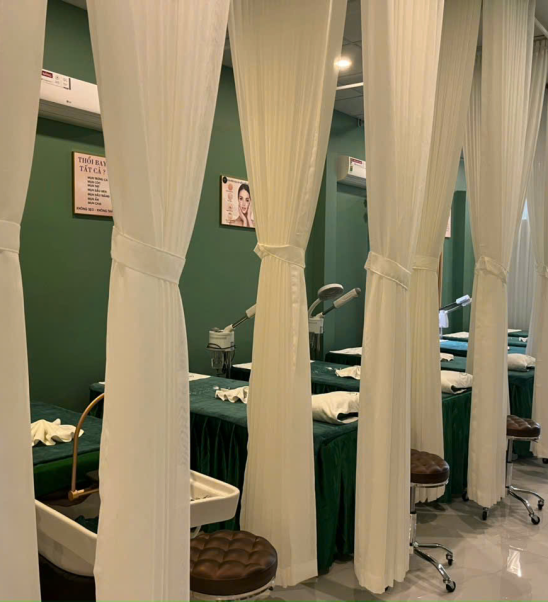 Mẫu Rèm Spa Nhẹ Nhàng – Giải Pháp Tạo Không Gian Thư Giãn Chuẩn Spa