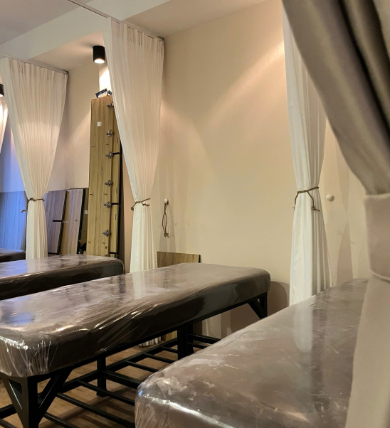Rèm spa đường lê thị hồng gấm