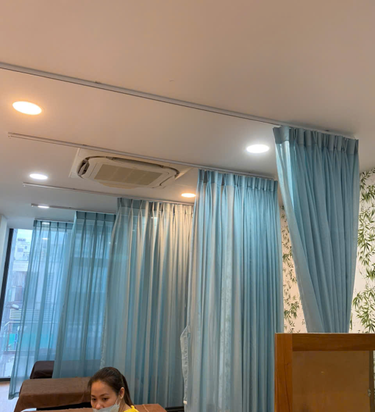 Thi Công Rèm Spa Chuyên Nghiệp